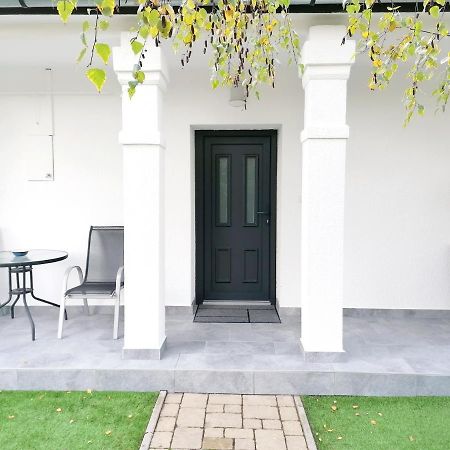 Jaszbereny Boutique Room Bagian luar foto